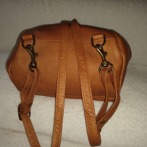 Quality leather backpack. main image 8